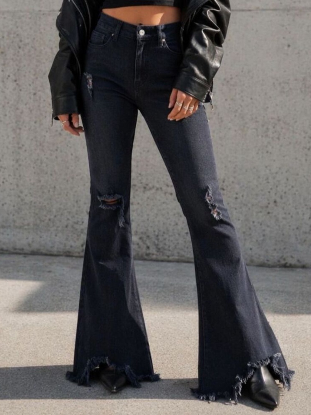 Black Distressed Risen Jeans